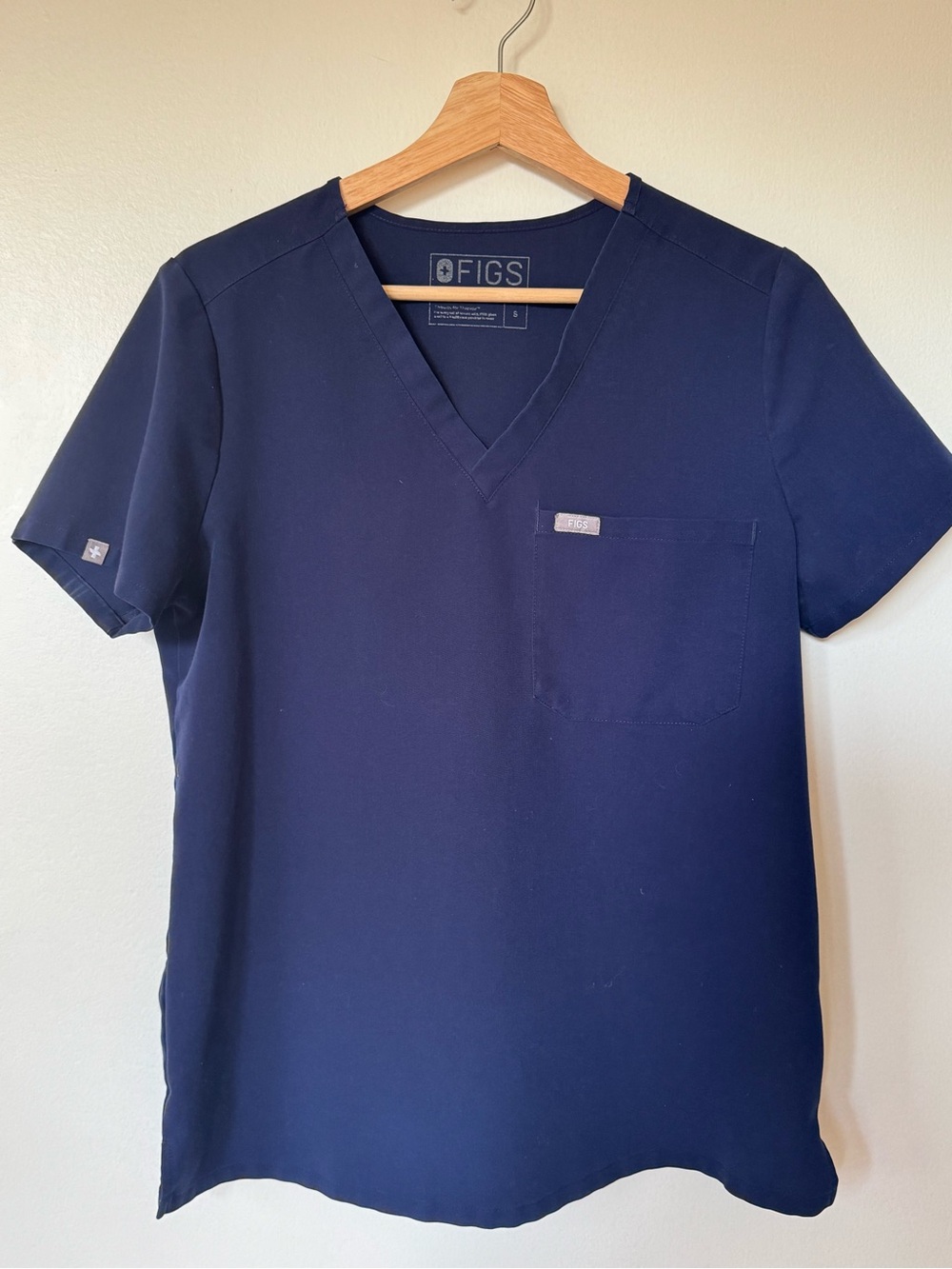 FIGS Catarina Scrub Top - Navy S